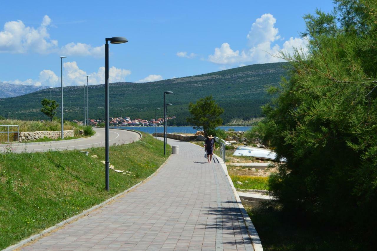 Apartman Lucija Apartment Pridraga Exterior photo
